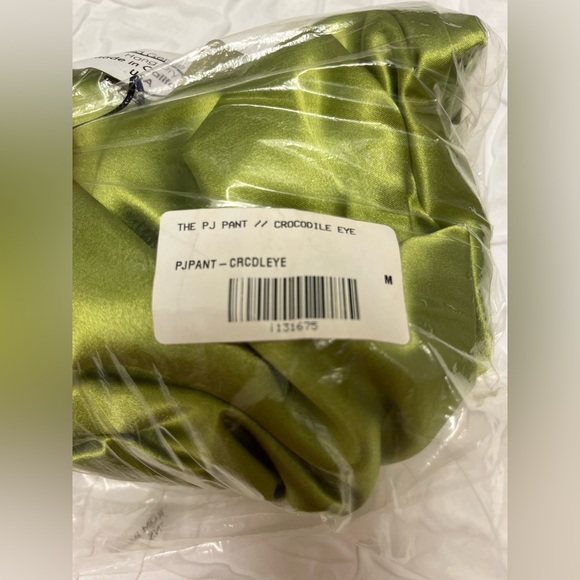 NWOT 💚 Laina Rauma green drawstring club bed lightweight satin pants size S - Picture 15 of 17